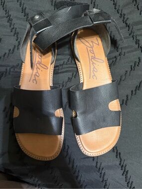 Zodiac Black and Tan Leather Slide Sandals